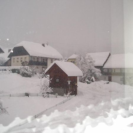 Gasthof Dorfwirt Hotel Hermagor Exterior photo